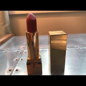 Ysl Rouge Pur 09
